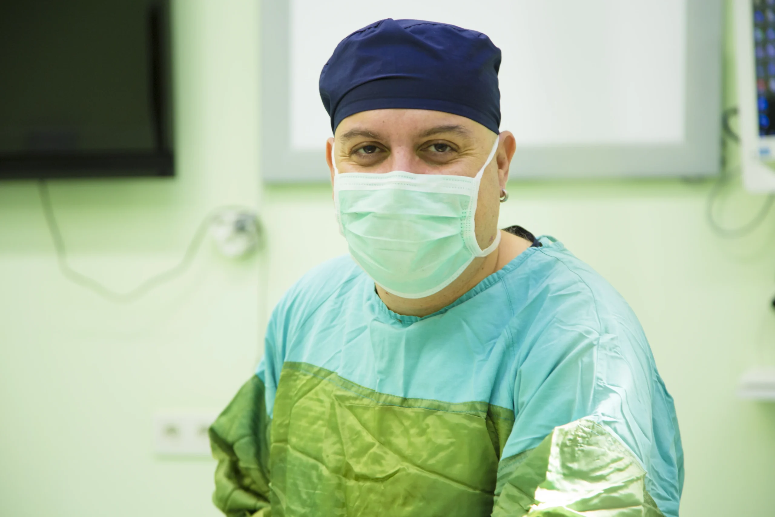 photo-54 Plastische Chirurgie Antalya Dr. med. Gökhan Özerdem