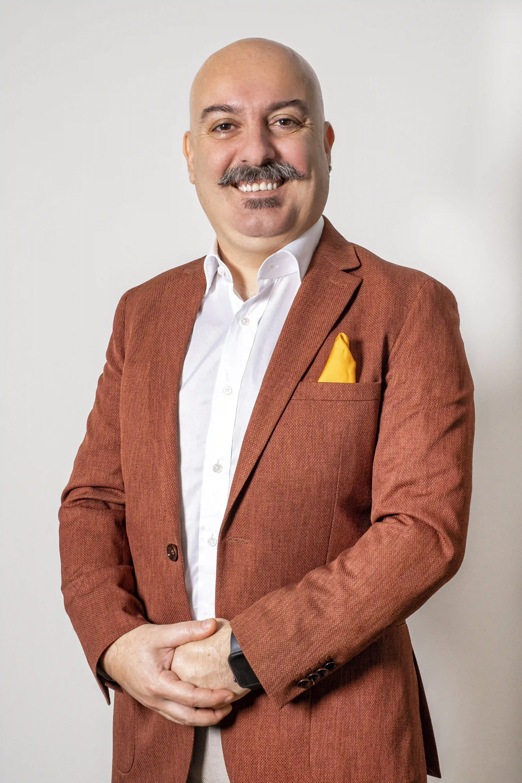 founder 01 Dr. Gökhan Özerdem – Facharzt für Plastische Chirurgie